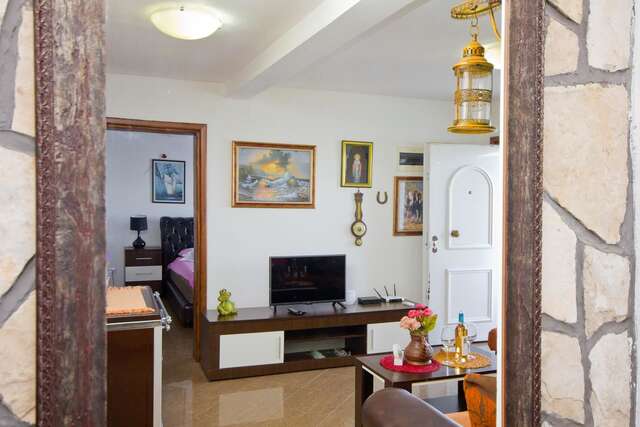 Апартаменты Apartments Dora Добра-Вода-34