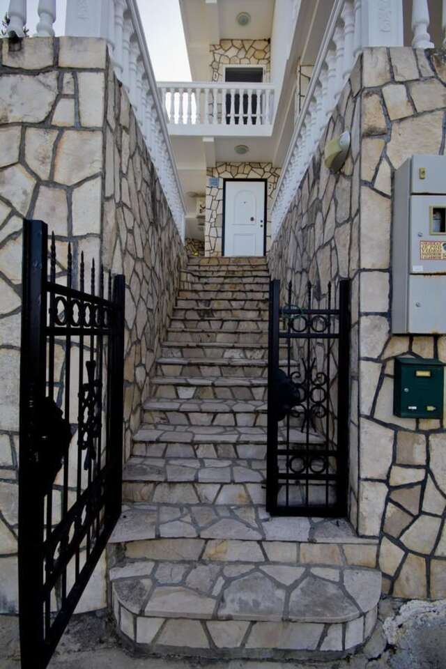 Апартаменты Apartments Dora Добра-Вода-6