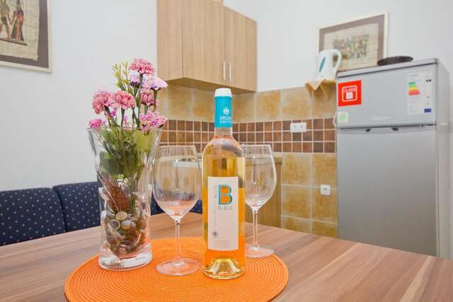 Апартаменты Apartments Dora Добра-Вода-8