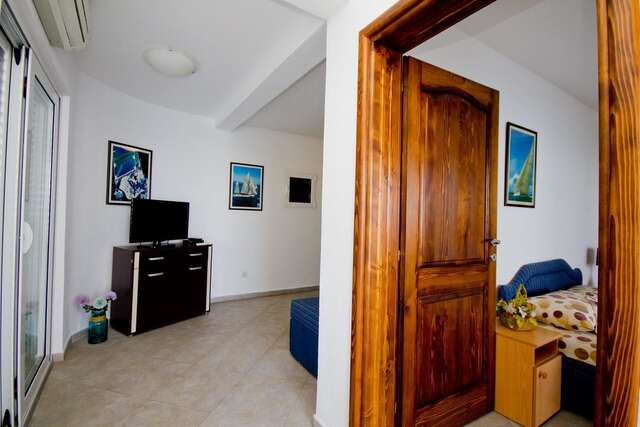 Апартаменты Apartments Dora Добра-Вода-10